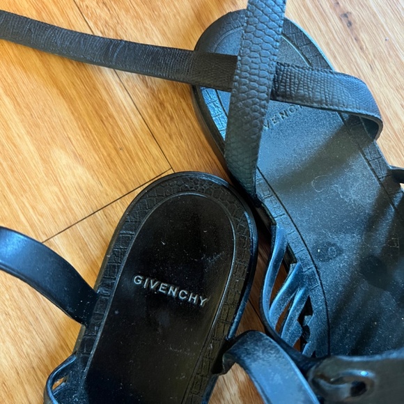 Authentic Givenchy Gladiatot PVC Sandals 40 - Picture 5 of 6